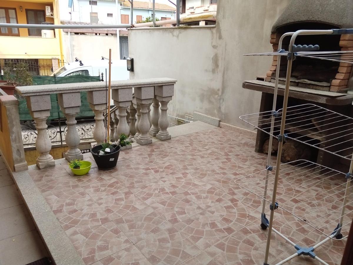 Casa Bovale Apartment San Nicolo d'Arcidano ภายนอก รูปภาพ
